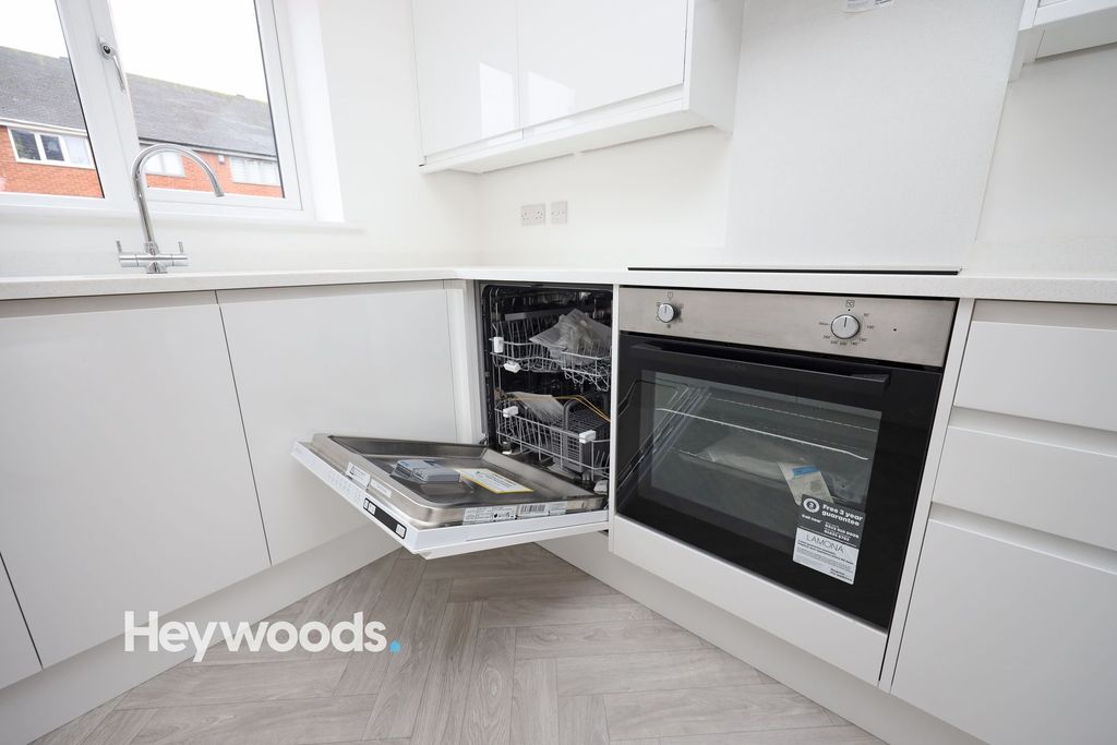 Additional image 28 of 3 bed town house for saleHeath Street, Newcastle ST5