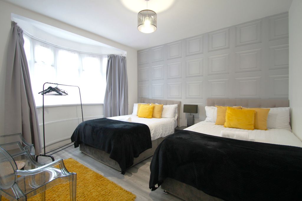 Additional image 6 of 3 bed detached house for saleDumbleton Avenue, Rowley Fields, Leicester LE3
