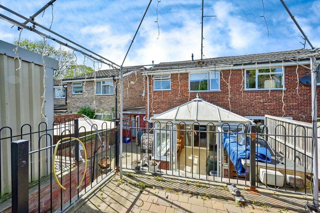 Additional image 17 of 3 bed semi-detached house for saleMeadow Glade, Hixon, Stafford ST18