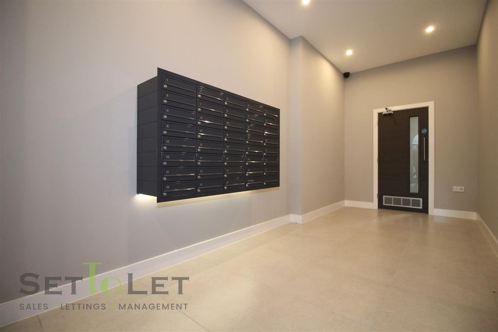Additional image 8 of 2 bed flat for saleAgin Court, Charles Street, Leicester LE1