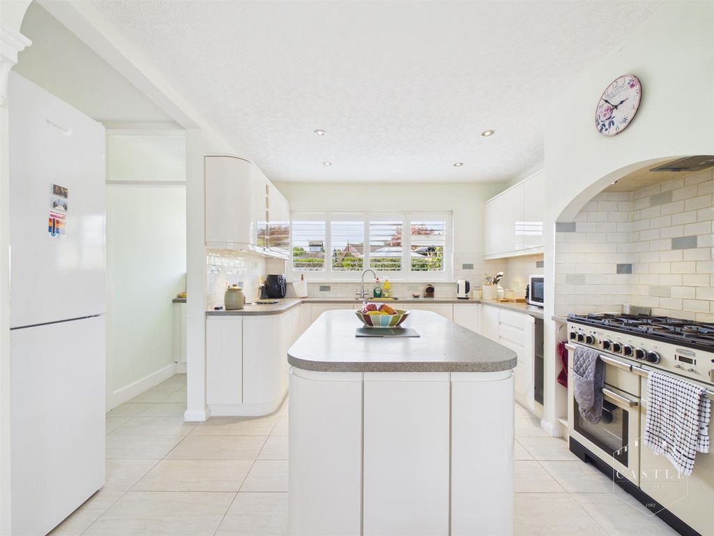 Additional image 3 of 3 bed detached house for saleElm Tree Drive, Burbage, Hinckley LE10