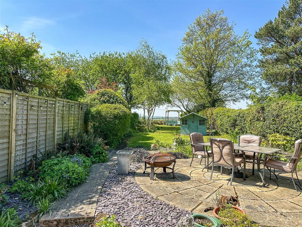 Additional image 15 of 4 bed semi-detached house for saleCallow Hill, Brinkworth, Chippenham SN15
