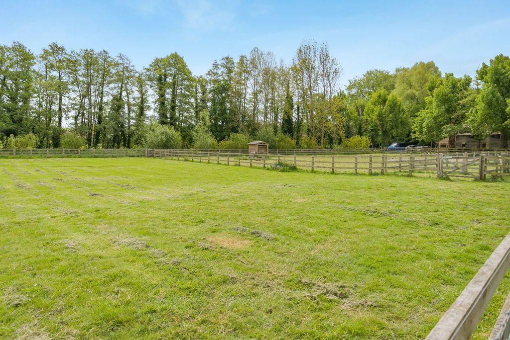 Additional image 16 of 7 bed detached house for saleWatergate Lane, Bulford, Salisbury SP4