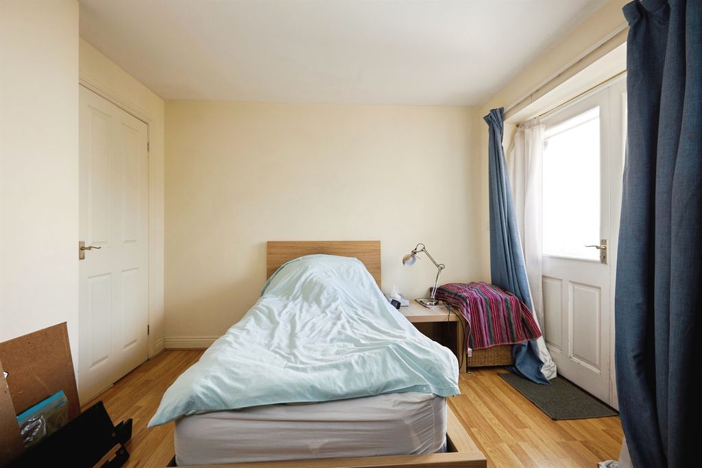 Additional image 9 of 1 bed flat for saleEndless Street, Salisbury SP1