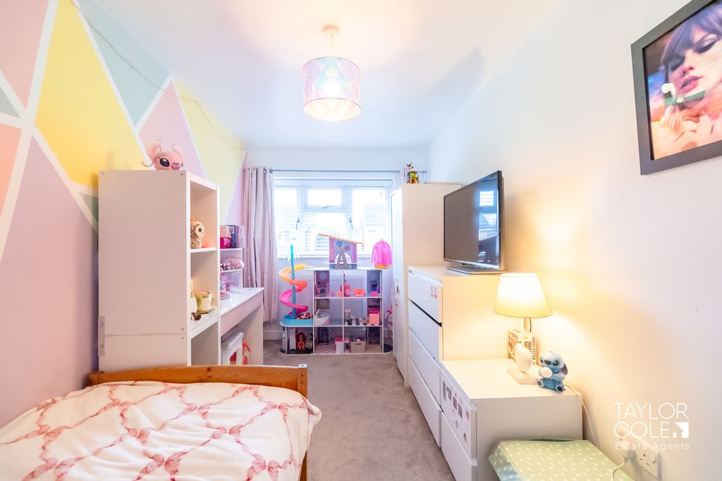 Additional image 17 of 4 bed semi-detached house for saleSwallowfield, Tamworth B79