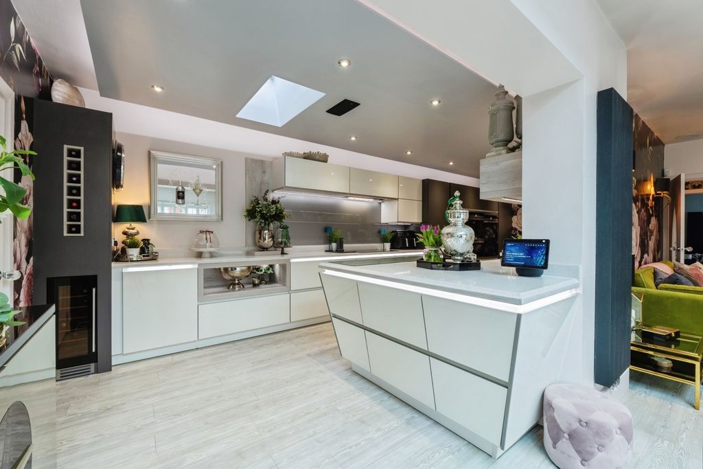Additional image 7 of 4 bed detached house for saleCurzon Avenue, Birstall, Leicester, Leicestershire LE4