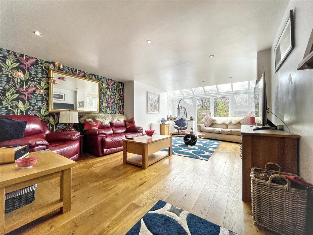 Additional image 2 of 4 bed chalet for salePorters Lane, Easton On The Hill, Stamford PE9