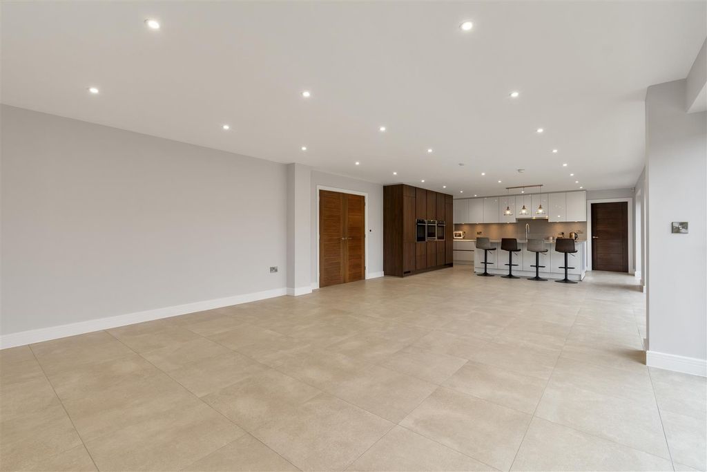 Additional image 3 of 5 bed detached house for saleHazel Lane, Walsall WS6