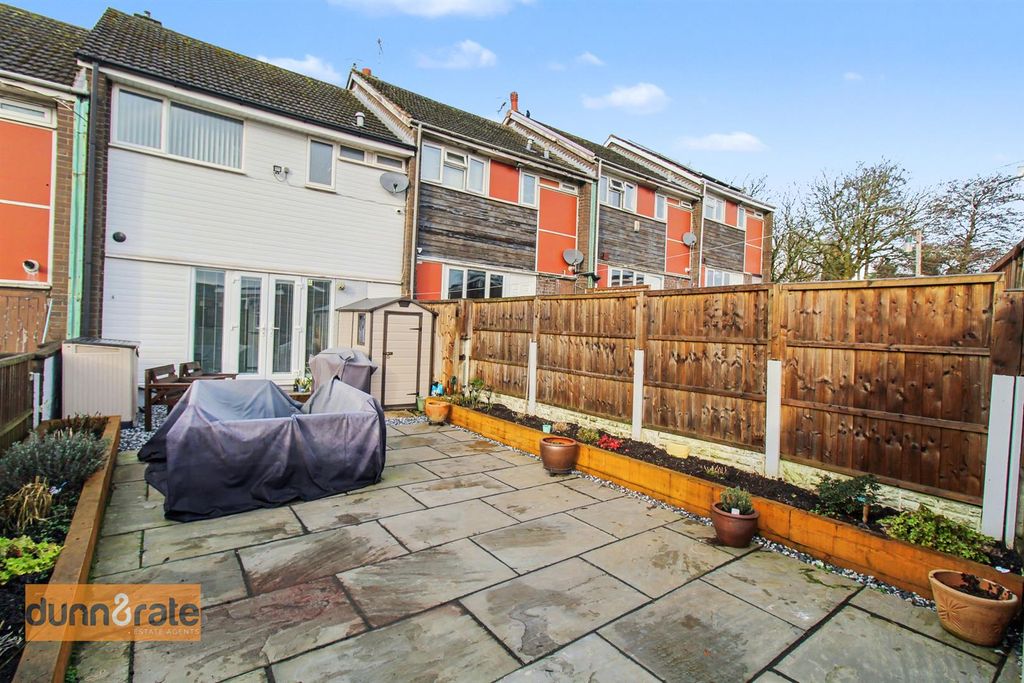 Additional image 13 of 2 bed town house for saleHoniton Walk, Longton, Stoke-On-Trent ST3