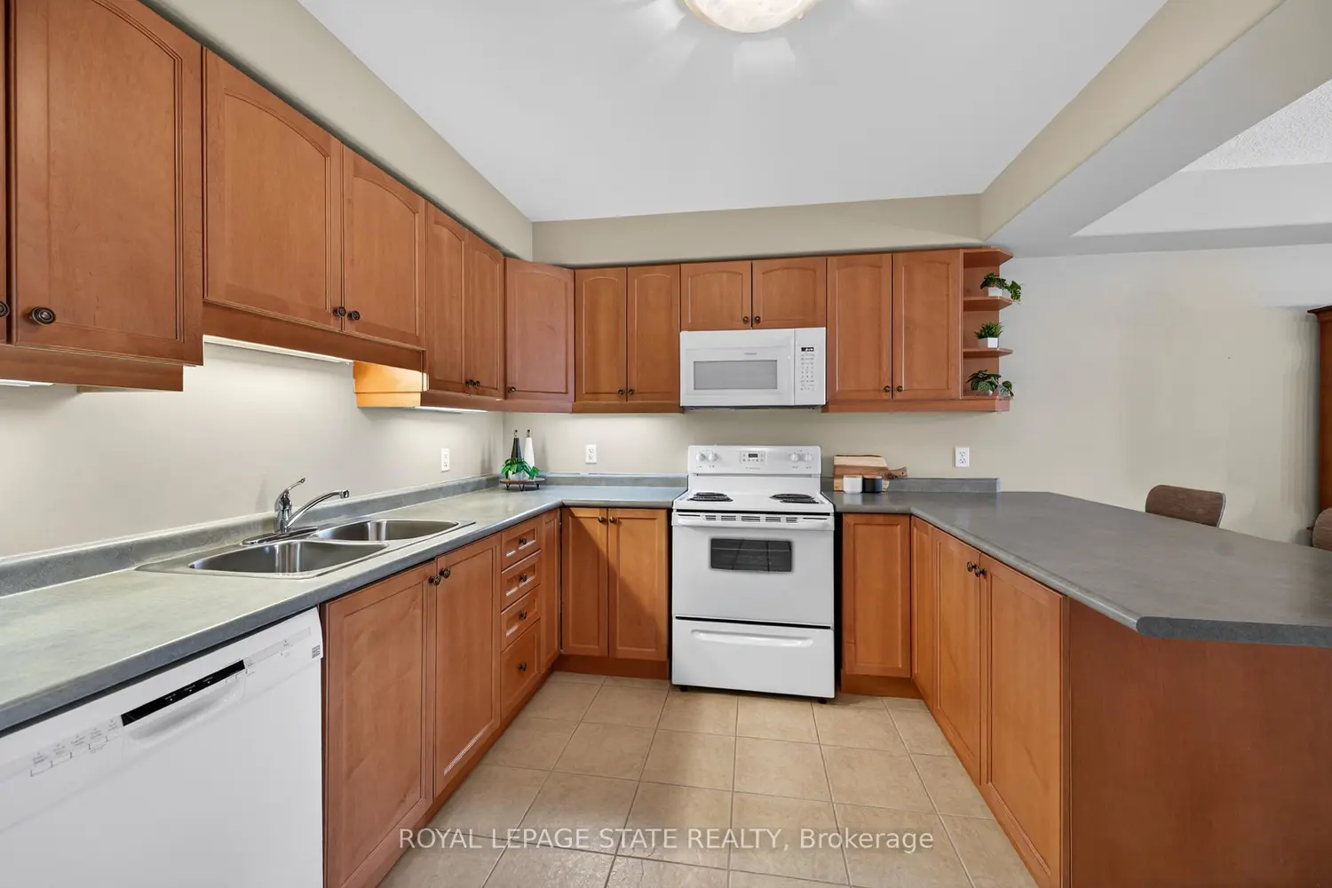 Additional image 4 of 908 Mohawk Road 308
