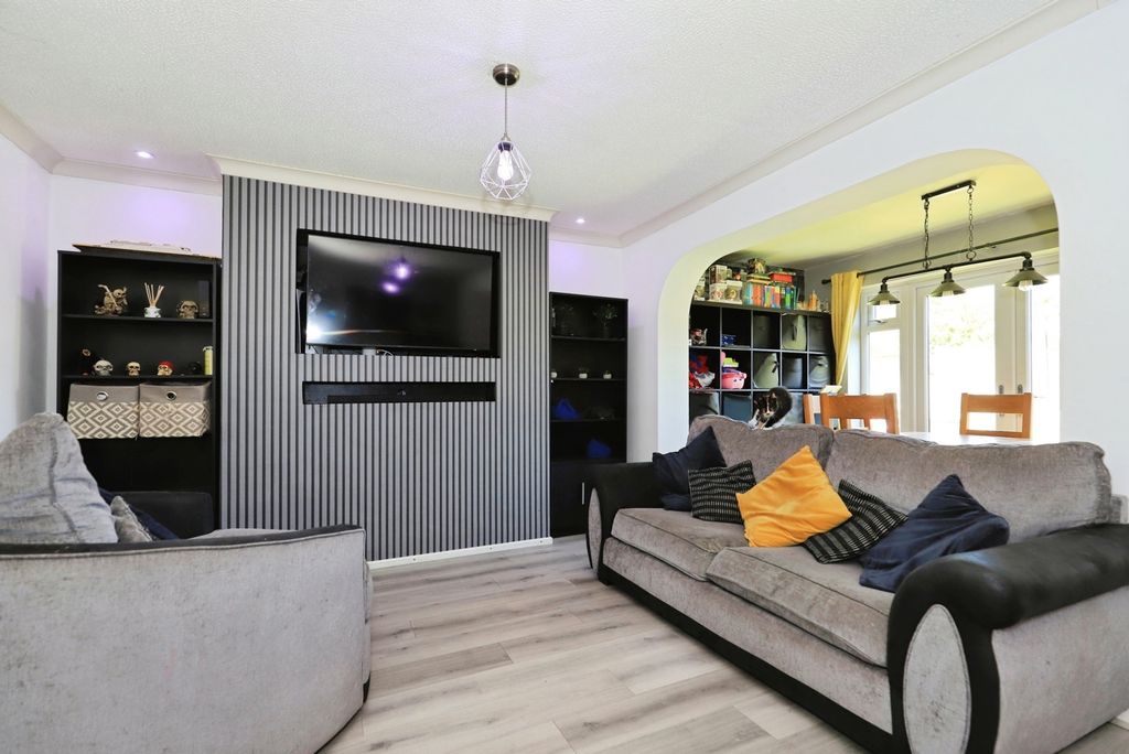 Additional image 6 of 3 bed semi-detached house for saleBenson Close, Perton Wolverhampton, Staffordshire WV6