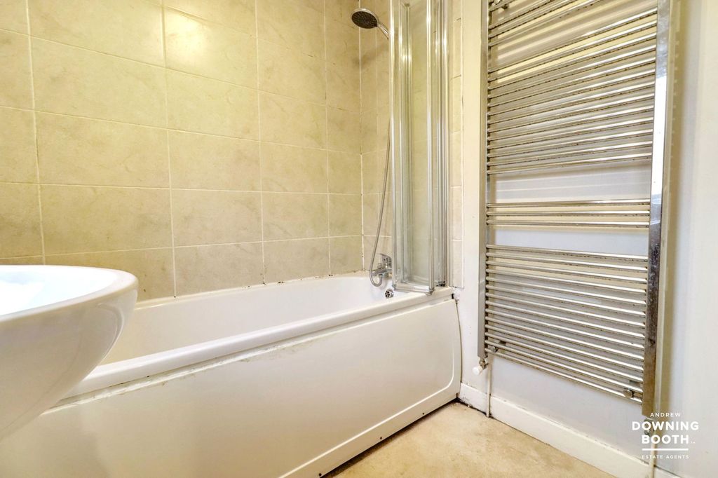 Additional image 16 of 3 bed semi-detached house for saleBroom Covert Road, Lichfield WS14