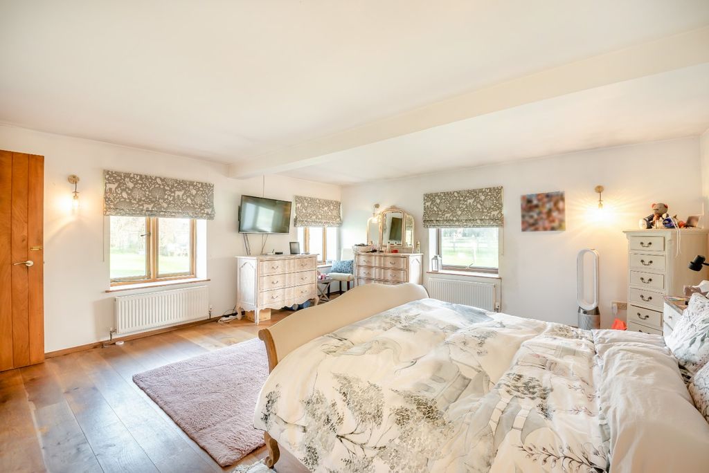 Additional image 12 of 7 bed detached house for saleWatergate Lane, Bulford, Salisbury SP4