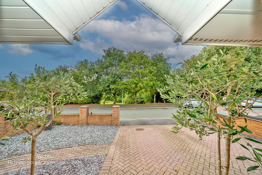 Additional image 3 of 5 bed detached house for saleMeadowsweet Way, Wimblebury, Cannock WS12