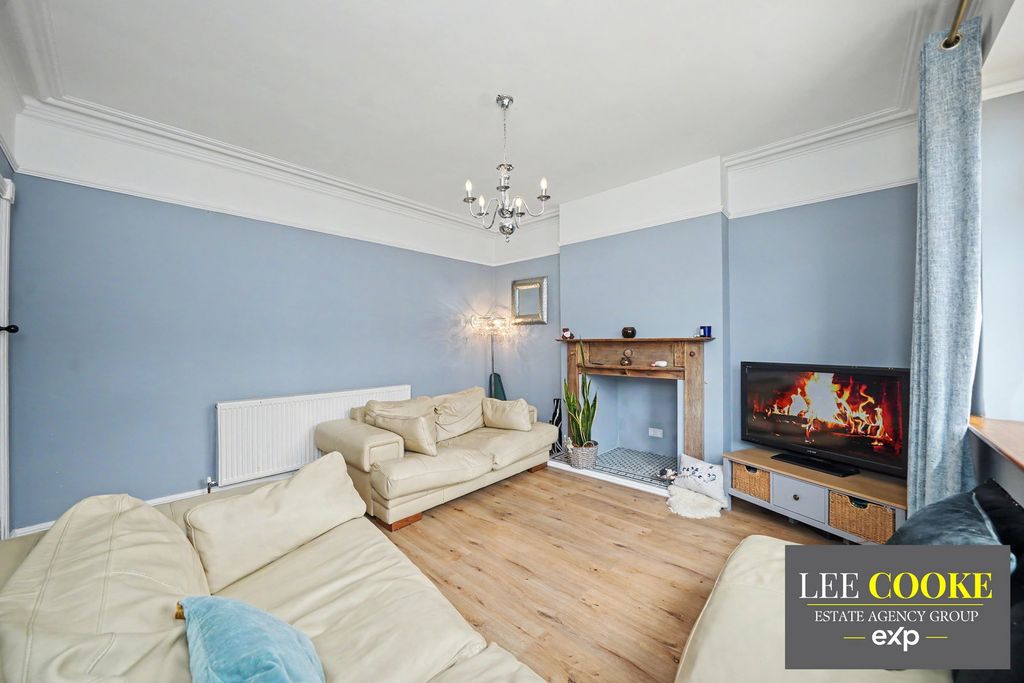 Additional image 15 of 4 bed semi-detached house for saleHatherton Street, Cheslyn Hay, Walsall WS6