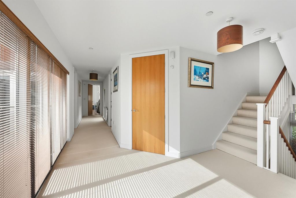 Additional image 19 of 5 bed detached house for saleFreshwater Drive, Weston, Cheshire CW2
