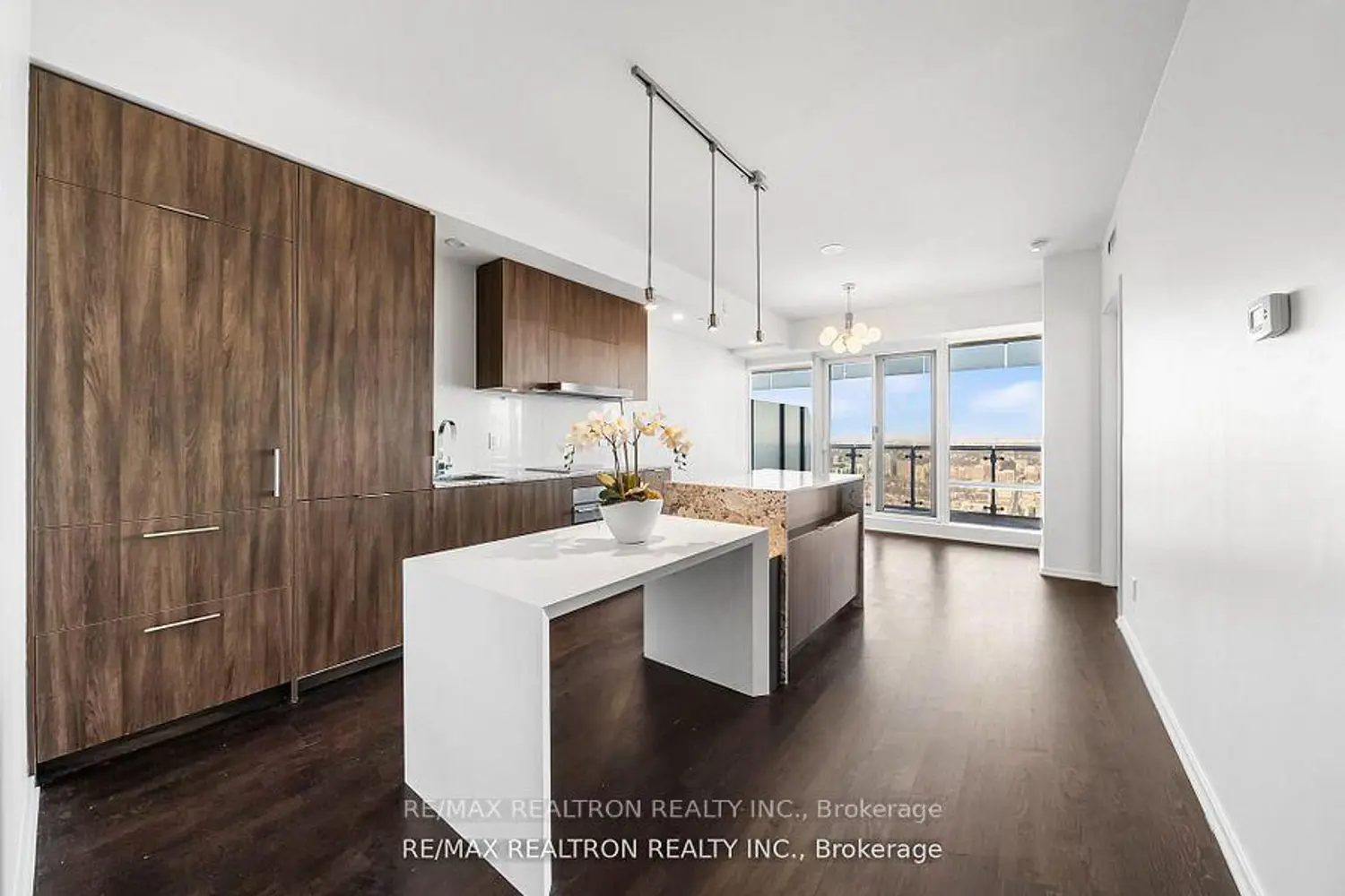 Additional image 18 of 1 Bloor Street 6010