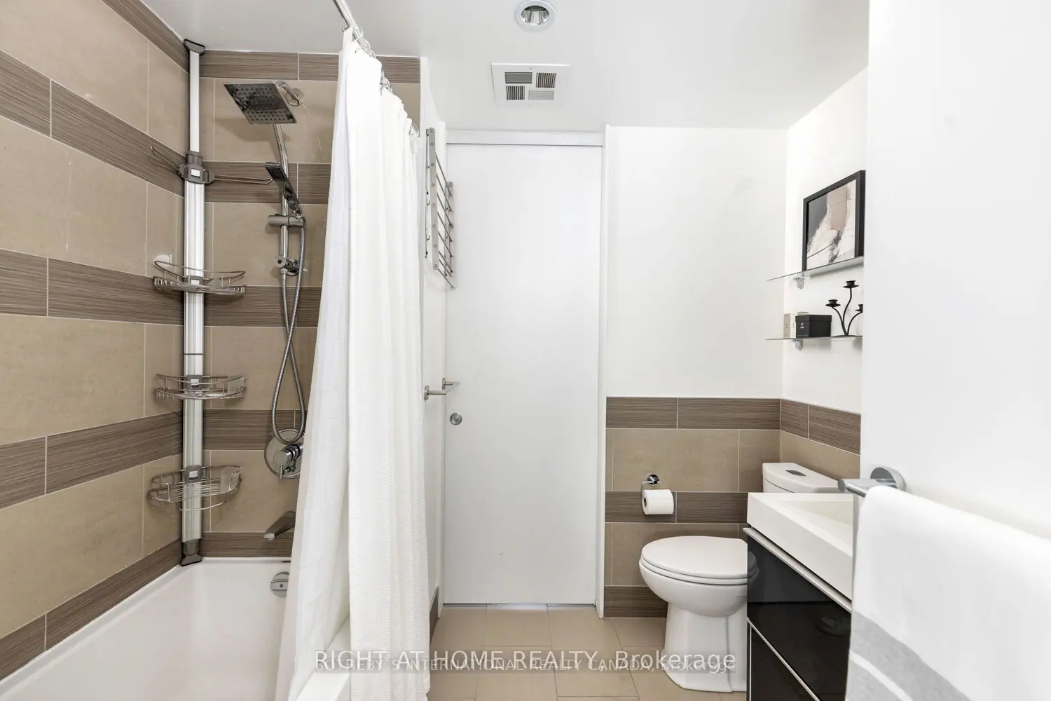 390 Cherry Street 1405 photo 4