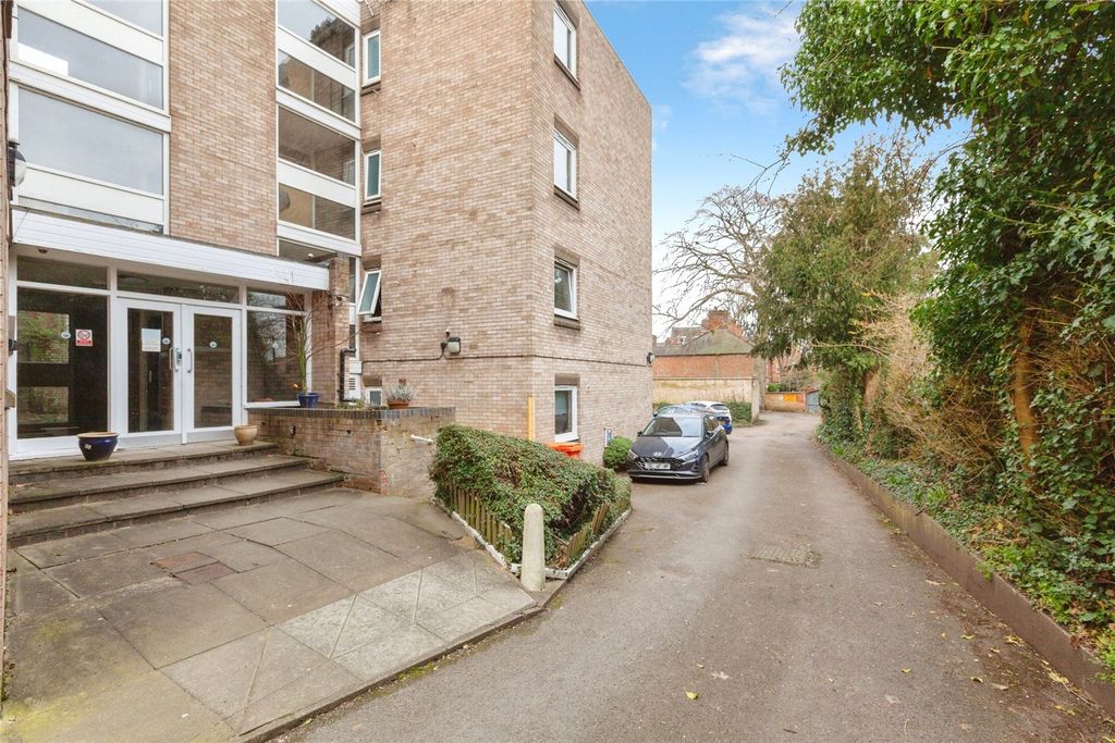 Additional image 15 of 1 bed flat for saleLondon Road, Leicester, Leicestershire LE2