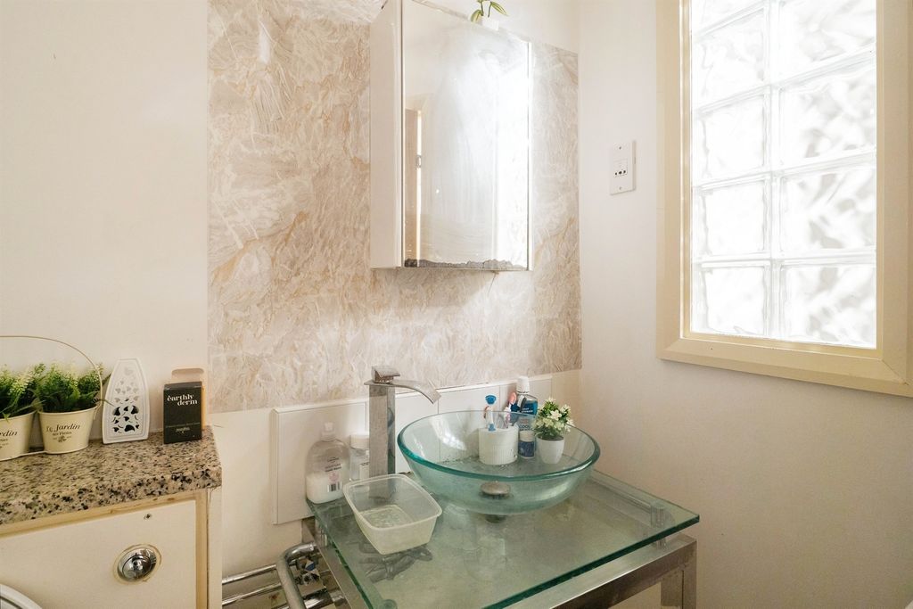 Additional image 14 of 2 bed flat for saleJunior Street, Leicester LE1