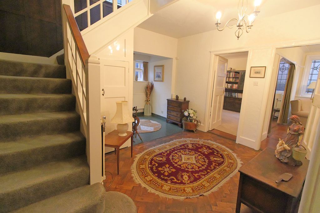 Additional image 2 of 4 bed detached house for saleLondon Road, Stoneygate, Leicester LE2