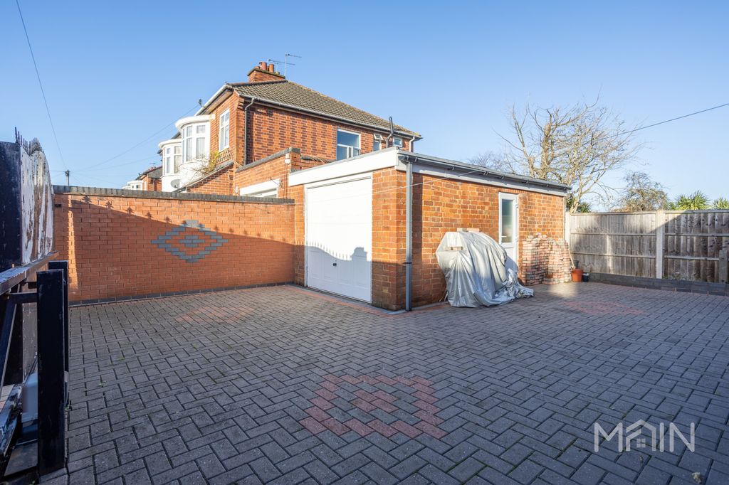 Additional image 18 of 4 bed semi-detached house for saleHighway Road, Leicestershire LE5