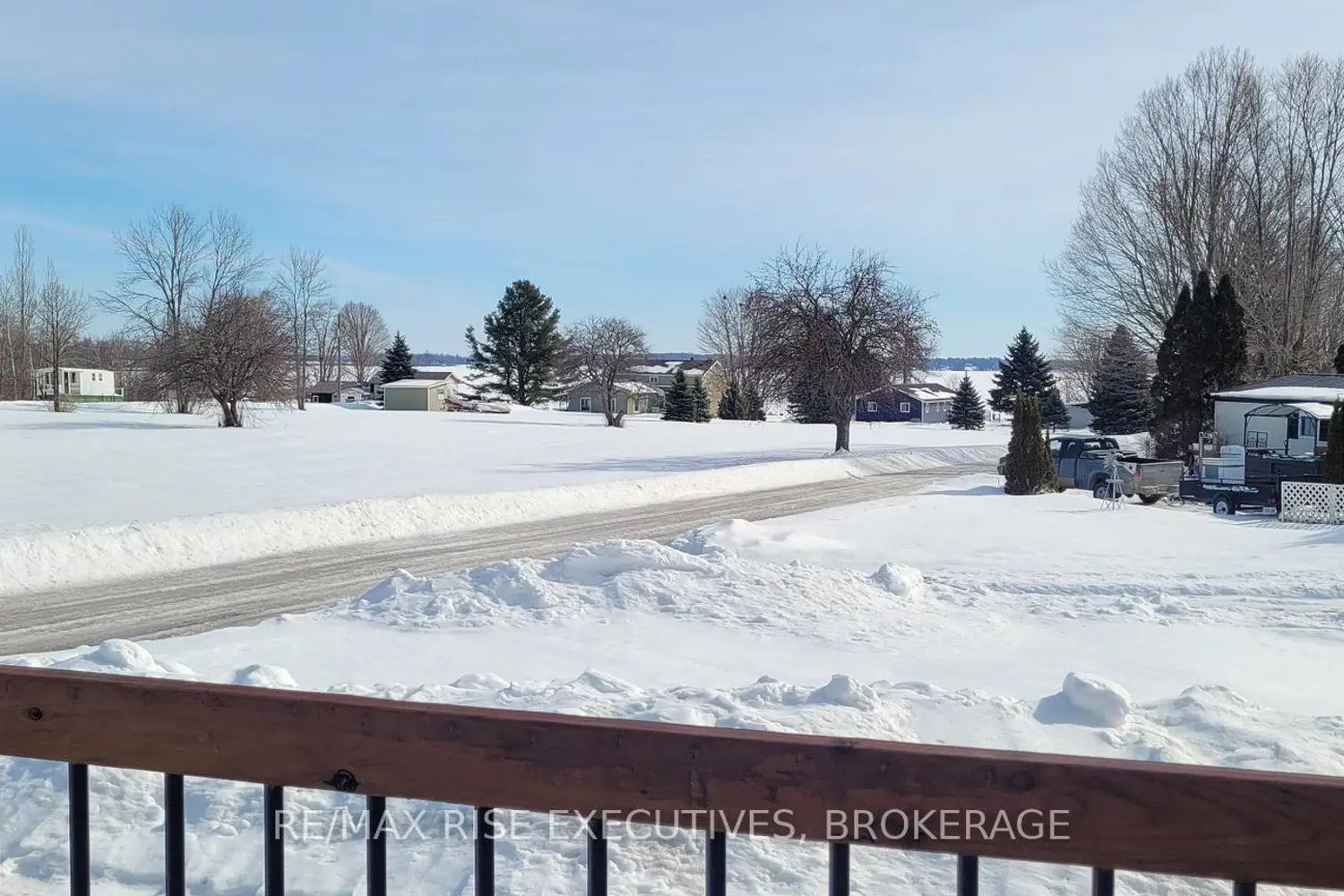 135 Birch Lane photo 4