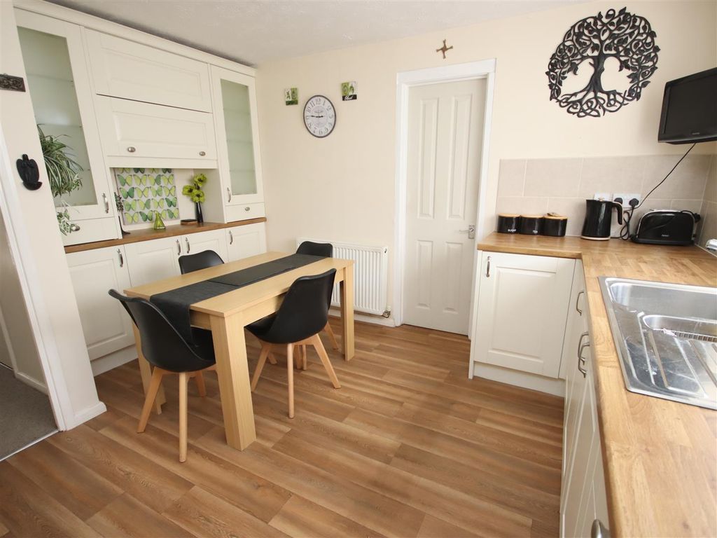 Additional image 4 of 4 bed detached house for saleThomas Mead, Pewsham, Chippenham SN15