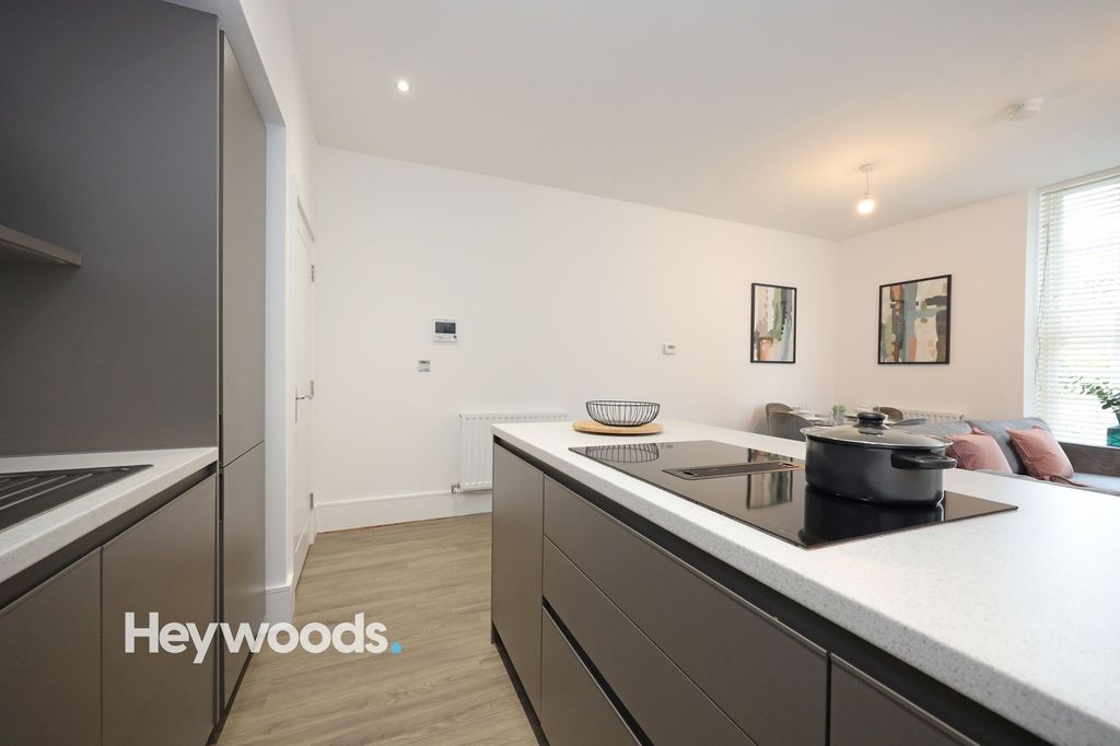 Additional image 7 of 2 bed flat for sale26 Cressing Place, Keele ST5