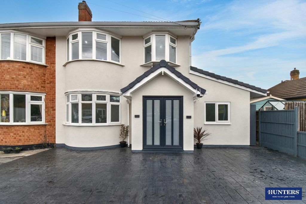 Additional image 20 of 5 bed semi-detached house for saleTythorn Drive, Wigston LE18