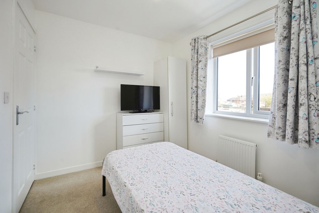 Additional image 10 of 3 bed semi-detached house for saleUpton Drive, Burton-On-Trent, Staffordshire DE14