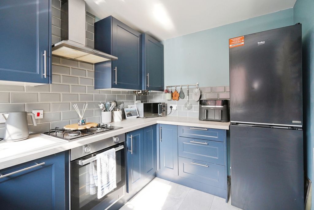 Additional image 14 of 3 bed semi-detached house for saleSeymour Avenue, Burton-On-Trent, Staffordshire DE14