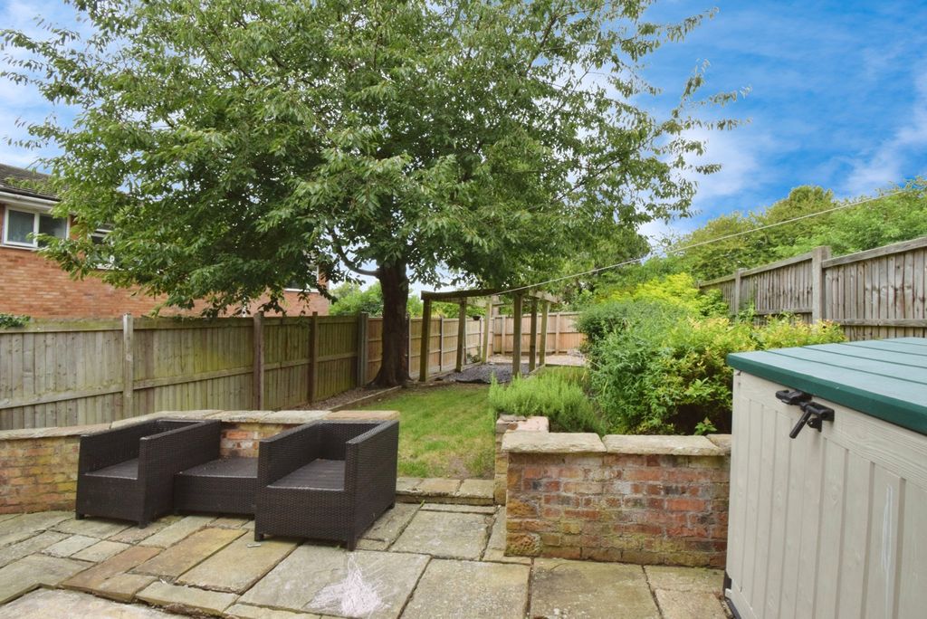 Additional image 12 of 4 bed semi-detached house for saleLamport Close, Wigston, Leicestershire LE18