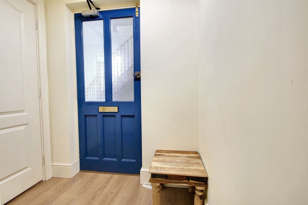 Additional image 6 of 2 bed flat for salePrincess Road East, Leicester LE1