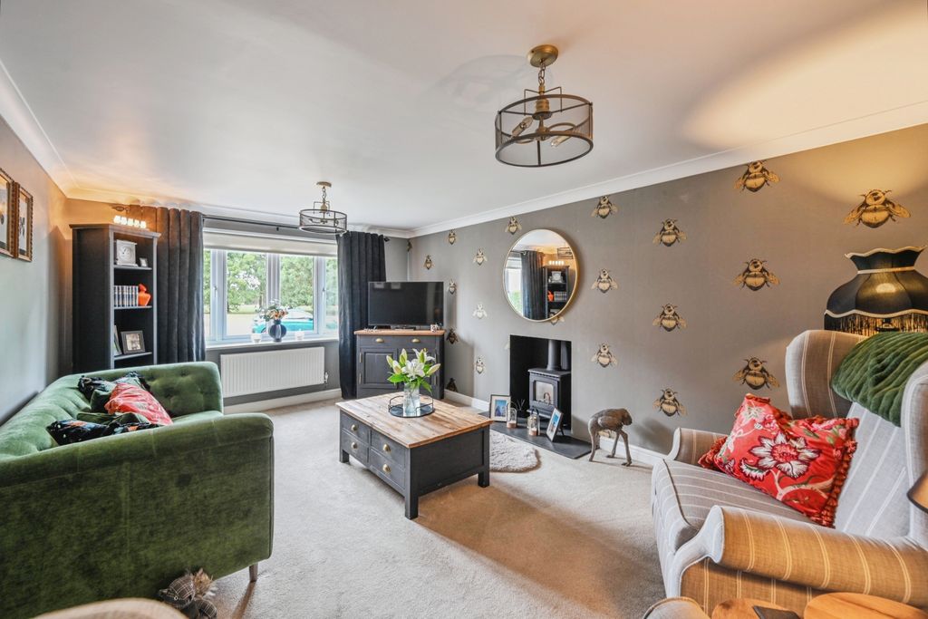 Additional image 5 of 5 bed detached house for saleRowley Close, Tamworth B79