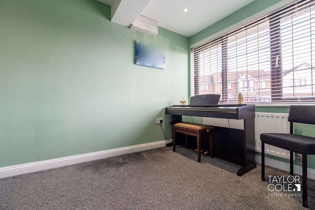 Additional image 15 of 4 bed detached house for saleCumberland Drive, Tamworth B78