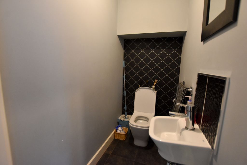 Additional image 8 of 3 bed semi-detached house for saleOld Farm Lane, Newbold Verdon, Leicester, Leicestershire LE9