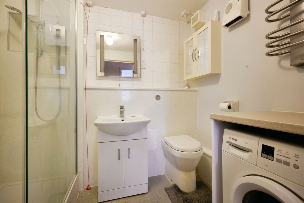 Additional image 13 of 2 bed flat for saleStratford Road, Salisbury SP1