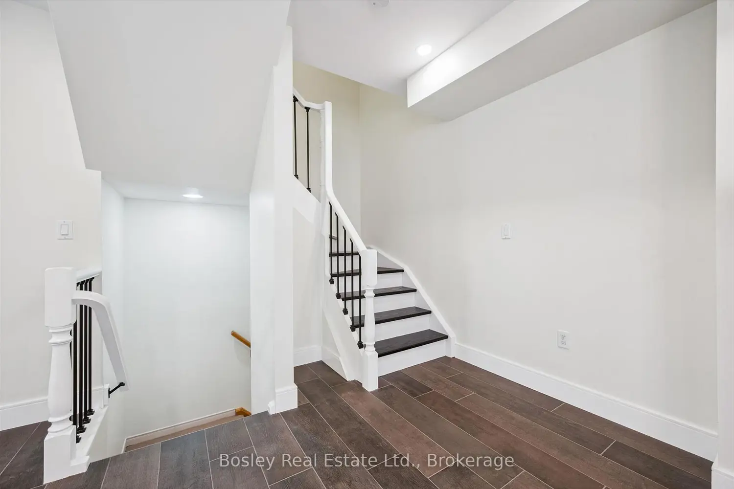 Additional image 3 of 941 Gordon Street 64