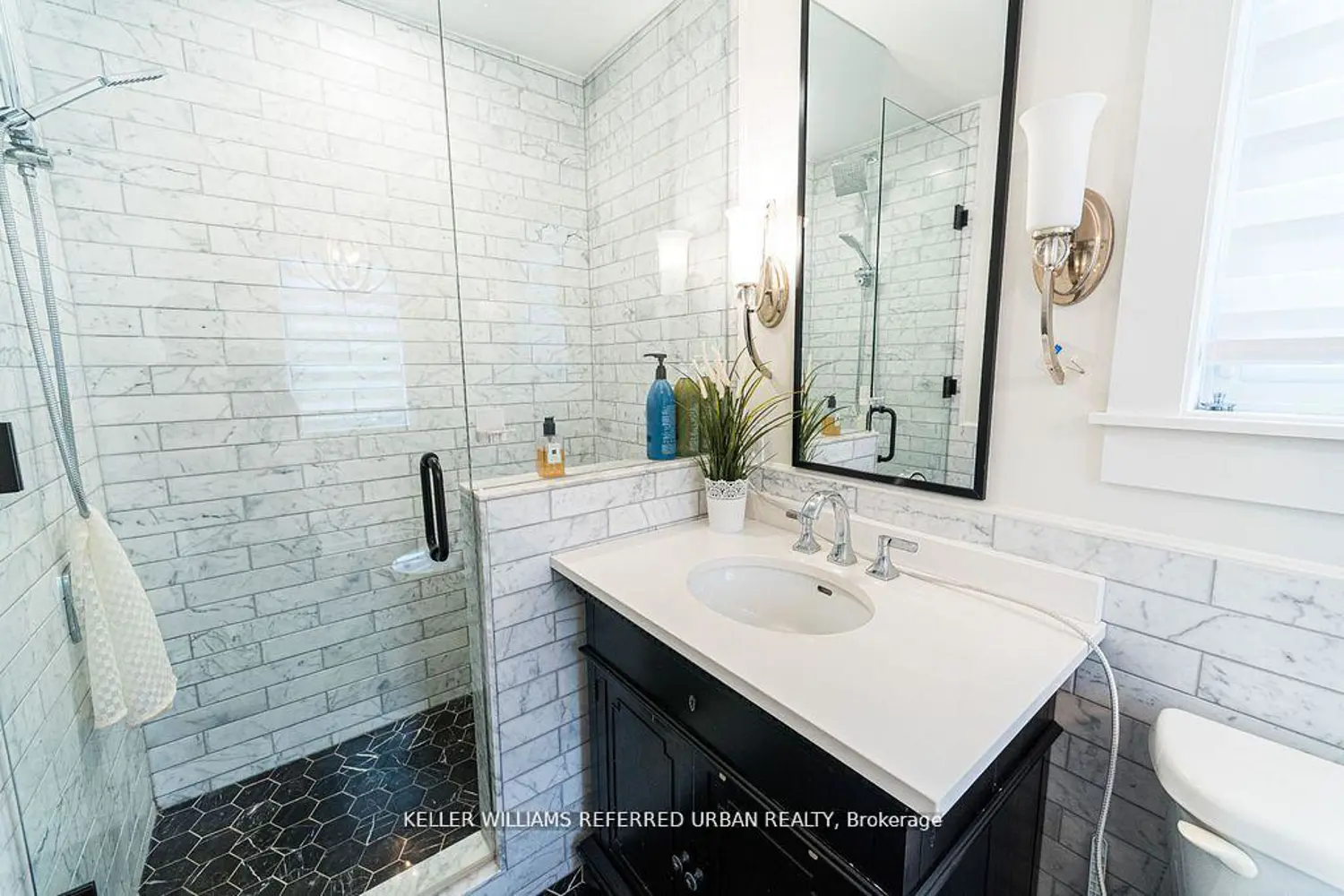 Additional image 11 of 16 Sprucedale Way 68