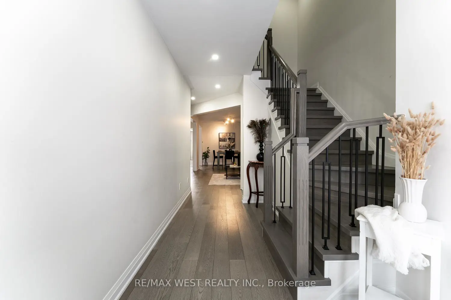 Additional image 3 of 76 Yellow Avens Boulevard