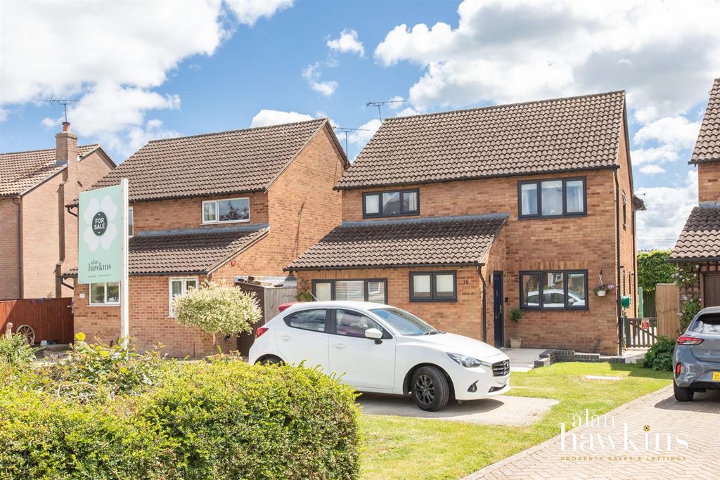 Additional image 20 of 4 bed detached house for saleNew Road, Royal Wootton Bassett SN4