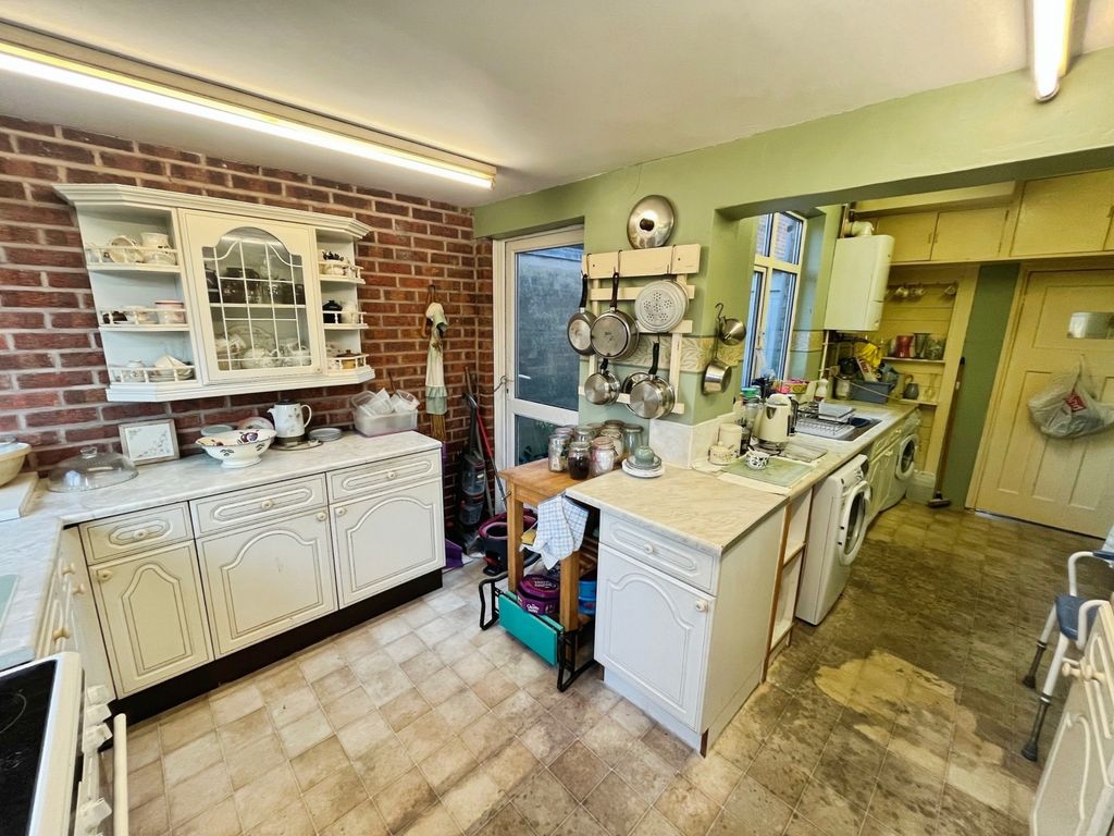 Additional image 5 of 3 bed semi-detached house for saleNarborough Road South, Leicester, Leicestershire LE3