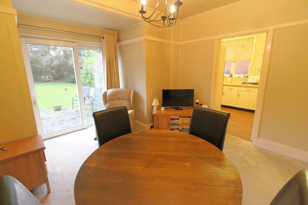 Additional image 9 of 4 bed detached house for saleLondon Road, Stoneygate, Leicester LE2