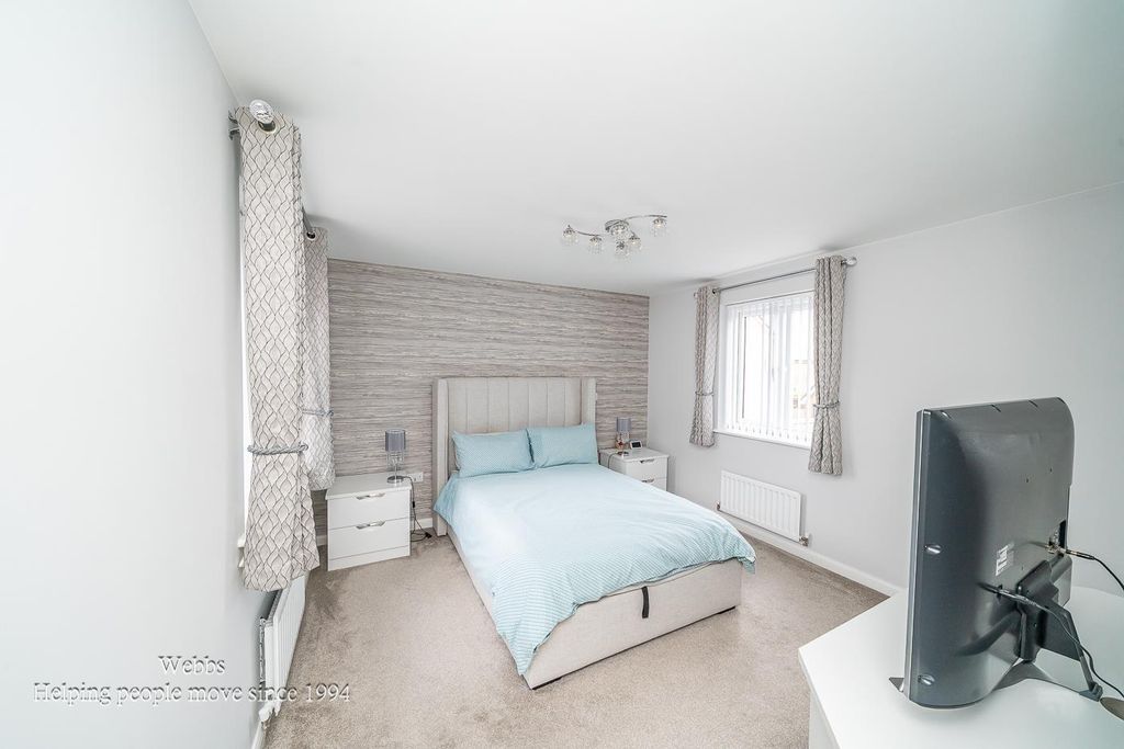 Additional image 18 of 4 bed detached house for saleElder Avenue, Essington, Wolverhampton WV11