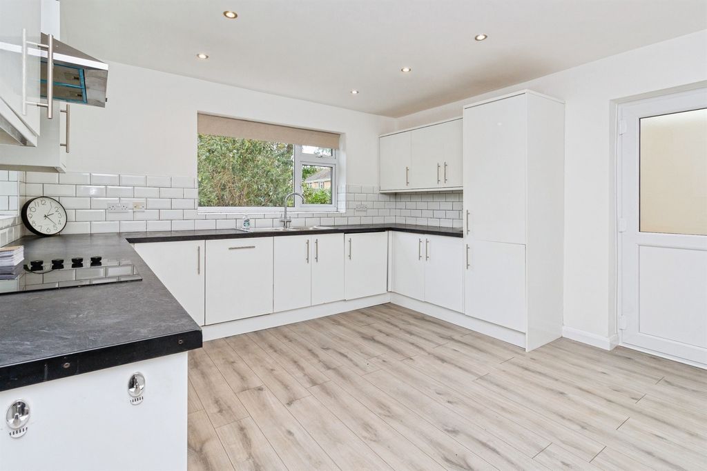 Additional image 7 of 4 bed detached house for saleWells Drive, Stafford ST17