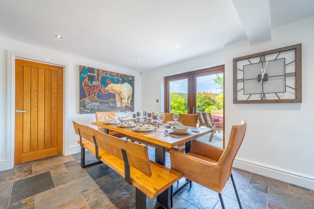 Additional image 10 of 4 bed detached house for saleChapel Lane, Hanbury, Staffordshire DE13