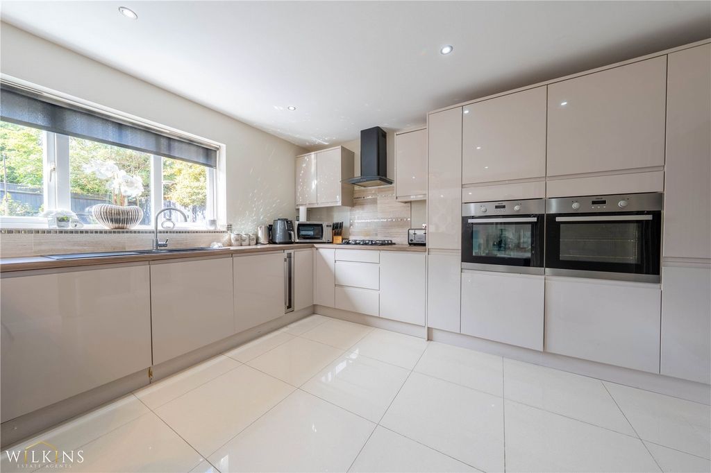 Additional image 3 of 4 bed detached house for saleGrazier Avenue, Two Gates, Tamworth, Staffordshire B77