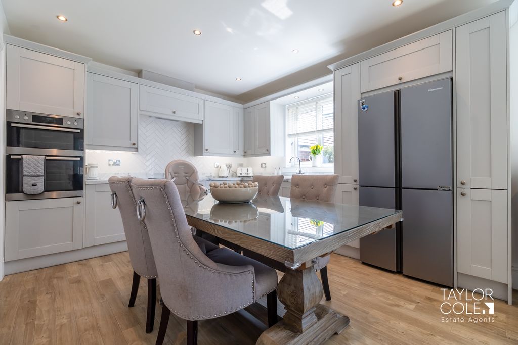 Additional image 7 of 4 bed detached house for saleAlton Close, Amington, Tamworth B77
