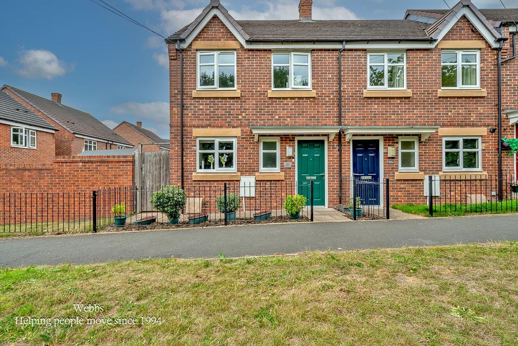 3 bed end terrace house for saleSherwood Drive, Cannock WS11